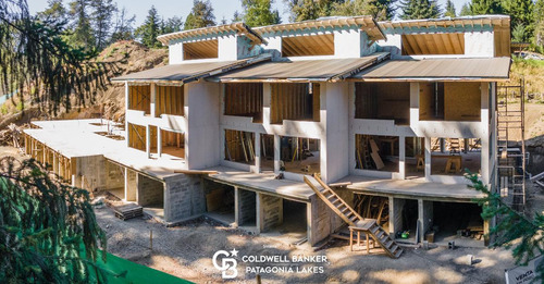 Venta Triplex Con Vista Al Lago 3 Domitorios 215m2 Península Manzano - Manzano, Villa La Angostura
