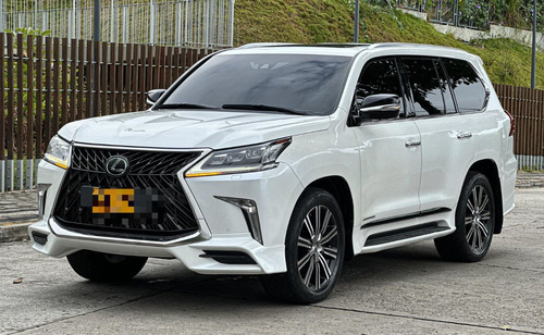 Lexus LX 5.7 570