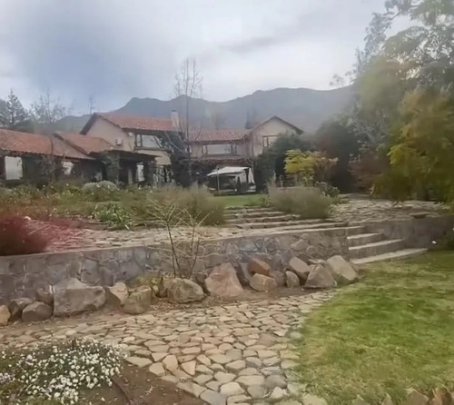 Maravilloso Jardin Gran Parcela Piscina (146747)