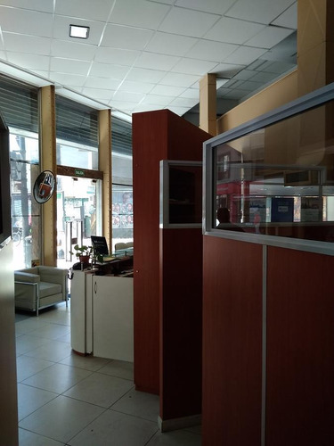 Imagen 2 de 27 de Gran Esquina En Tucumán Y Maipu. 900 M2. Local Y Oficinas