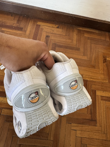 Tenis Nike Air Max Dn Triple White 6 Mx / 8 Us Originales Blancos