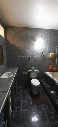 Imagen 11 de 12 de Casa En Barrio Independencia, Maracay.