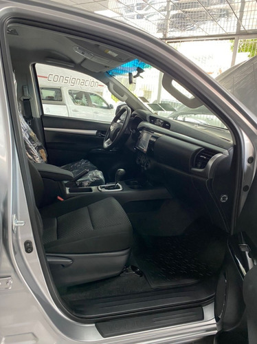 Imagen 10 de 13 de Toyota Hilux