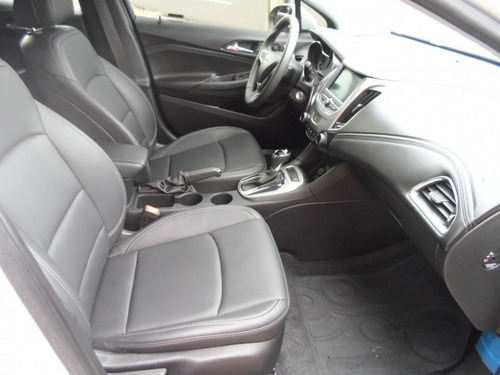 Imagem 12 de 13 de Chevrolet Cruze Lt Sedan 1.4