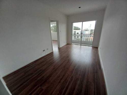 Imagem 5 de 15 de Apartamento Para Venda Em Curitiba, Seminário, 2 Dormitórios, 1 Banheiro, 1 Vaga - 85_2-1229103