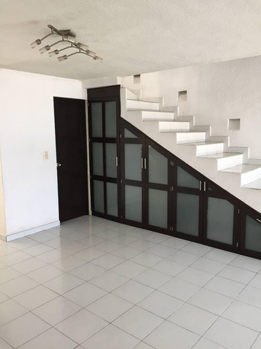Imagen 3 de 14 de Casa En Ahuehuetes, Atizapán, Remate/ En*