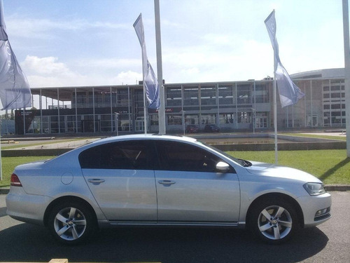 Volkswagen Passat 1.8 Tsi Confort Dsg Mod 2013 - Dk
