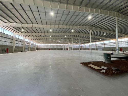 Imagen 11 de 30 de Exclusiva Nave Logistica E Industrial En Esquina A Dos Calles