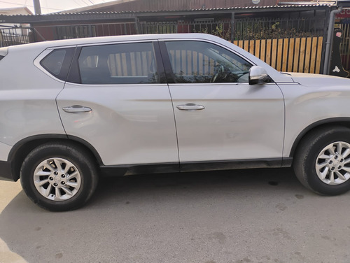 SsangYong Rexton 2.0 Mt 4x2 Std