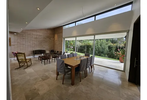Rhbr-11804 Casa De Un Nivel (envigado, Alto De Las Palmas)
