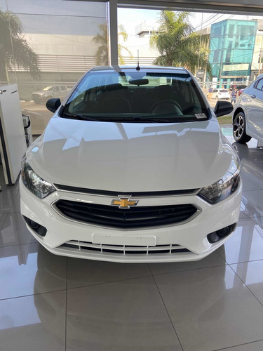 Imagen 13 de 22 de Chevrolet Onix Joy Plus 1.4 2022