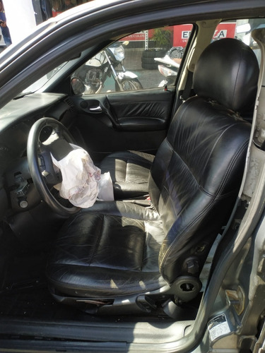 Imagem 9 de 13 de Sucata Chevrolet Vectra Cd 2.2 16v Automático Ano 2000