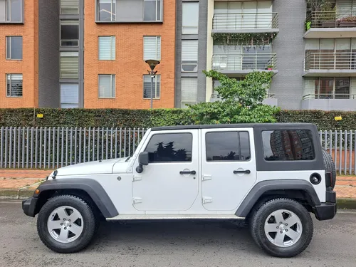 Jeep Wrangler UNLIMITED 3.6 A/T 4X4 2017