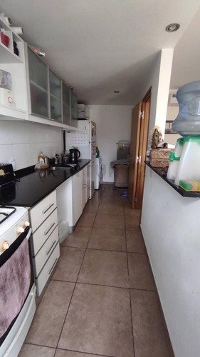 Imagen 4 de 16 de Calle 54 Entre 24 Y 25 - Piso De Dos Habitaciones En Venta - La Plata