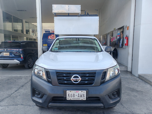 Nissan NP300 2.4 Doble Cabina Se Aa Pack Seg Mt