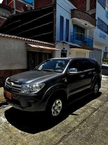 Toyota Fortuner 2.7l