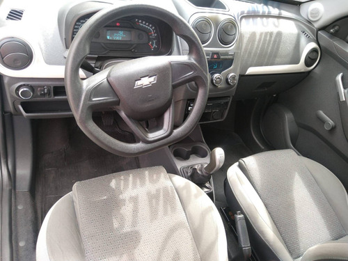 Imagem 11 de 13 de Chevrolet Montana 1.4 Mpfi Ls Cs 8v Flex 2p Manual