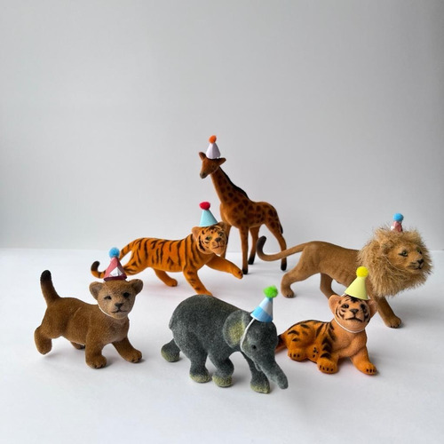 Imagen 1 de 2 de Pack X6 Animales De Felpa Con Bonete Selva Deco Tortas