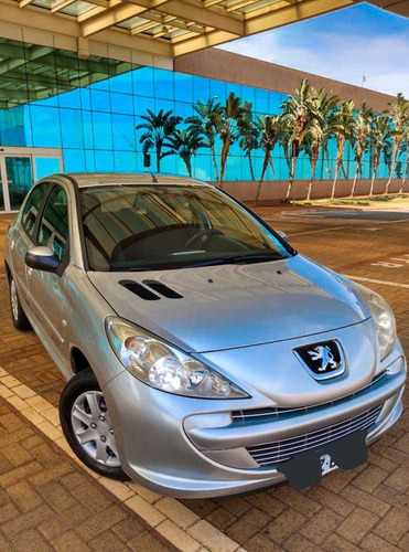 Peugeot 207 2013 1.4 Xr Flex 5p