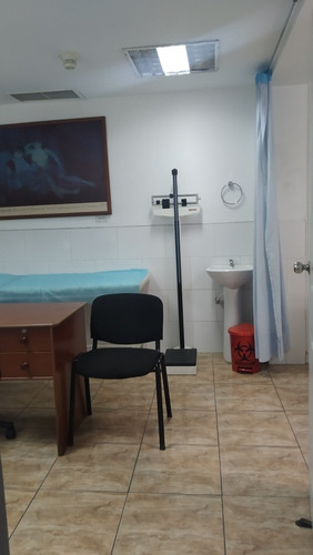 Clínica En Venta Ubicada En La Florida
