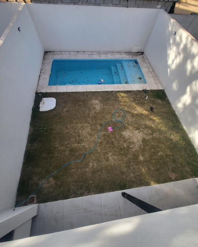 Imagen 16 de 28 de Claros Del Bosque / Village, Duplex De 3 Dormitorios, Escritorio, Pileta, Asador