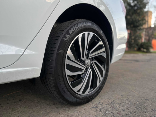 Imagen 14 de 15 de Volkswagen Vento 2020 1.4 Highline 150cv At