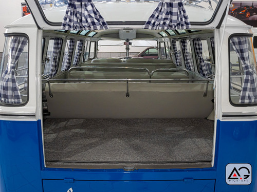 Volkswagen Kombi Corujinha Restaurada 1974