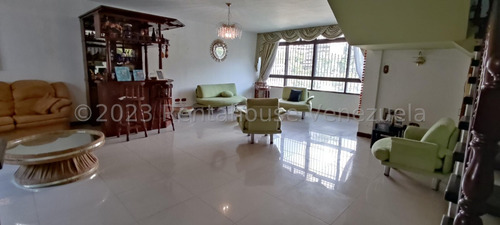Stephany La Roche Casa En Alquiler En Colinas De Bello Monte Mls #23-32189