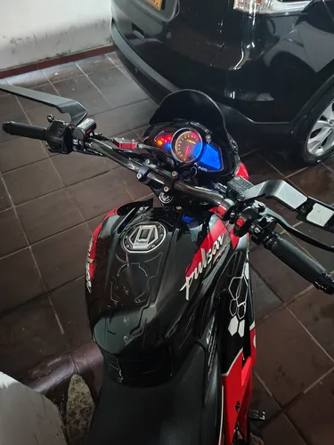 Pulsar Ns 200 Modificada , Llantan Nuevas ,bajo Kilometraje