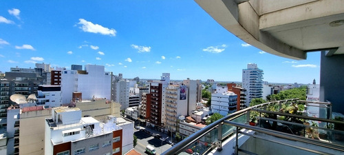 Imagen 25 de 26 de Vacaciones De Invierno En Mar Del Plata!!! Espectacular Depto. 3 Amb. Con Vista Al Mar. Para 6 Personas. 2 Baños. Hidromasaje. Cochera Cubierta Para 2 Autos. Parrilla En La Terraza.