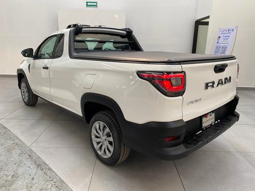 RAM 700 1.3 Big Horn Fwd
