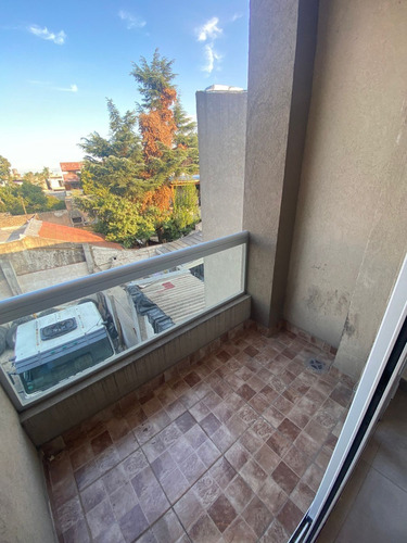 Imagen 7 de 9 de Alquiler Monoambiente Con Balcon