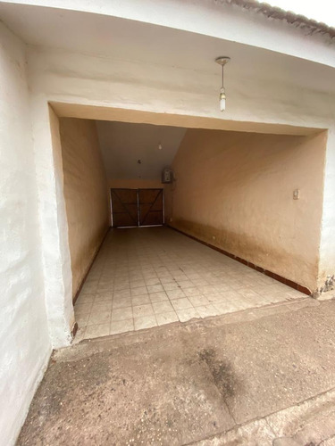 Venta B° Alejandro Centeno Casa 3 Hab Appto Bancor