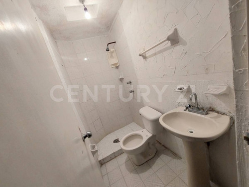 Imagen 10 de 20 de Casa En Venta De 3 Niveles En Bulevares Del Lago