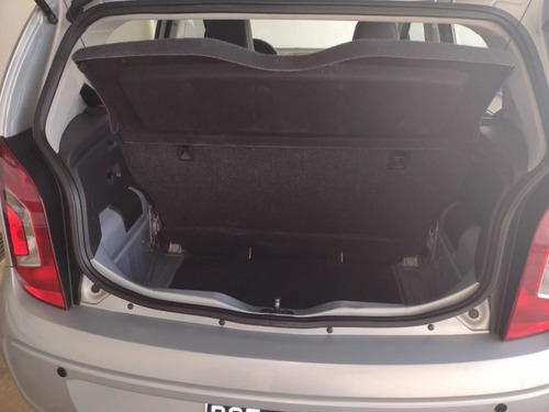 Imagen 6 de 10 de Volkswagen Up! 2015 1.0 Take Up! Aa 75cv 5 P