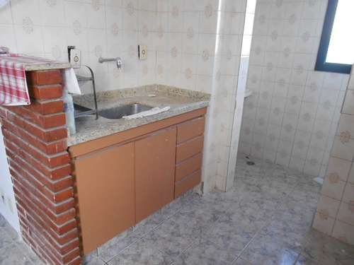 Imagem 7 de 20 de Apartamento 01 Dormitório Na Vila Mirim, Próximo Ao Mar.