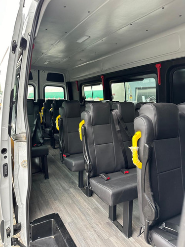 Mercedes-Benz Sprinter 2.0 Vidrado 517 Cdi Rd Extra Longo Teto Alto 15,3M3 5P Diesel
