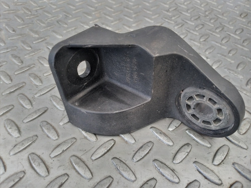 Soporte De Radiador Derecho Chevrolet Equinox 18-20 