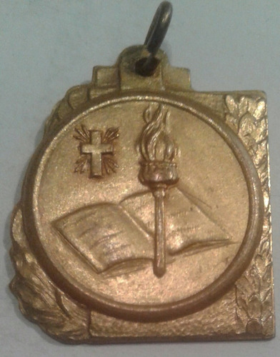 Medalla Religiosa Biblia Cruz Antorcha