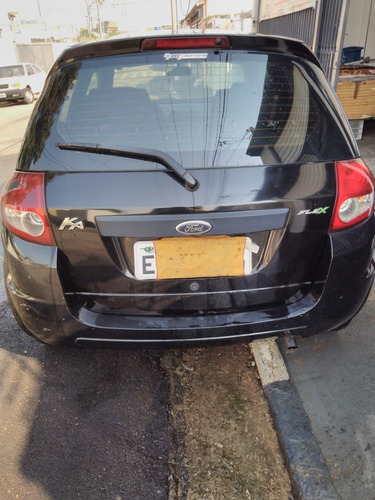 Imagem 3 de 12 de Ford Ka