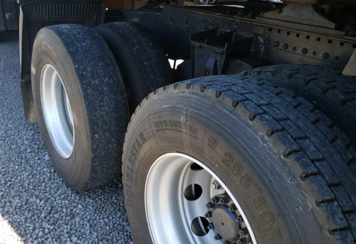 Volvo Nl12 360 4x2t Edc - Engatado Em Randon 2002