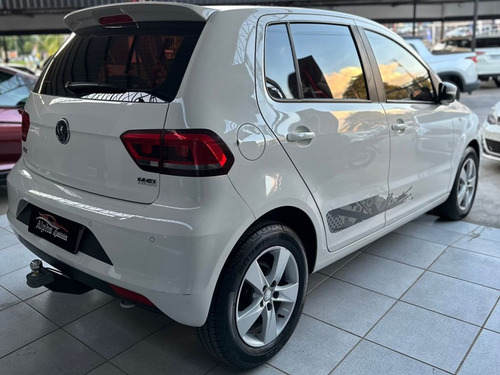 Volkswagen Fox 1.6 MI ROCK IN RIO 8V FLEX 4P MANUAL