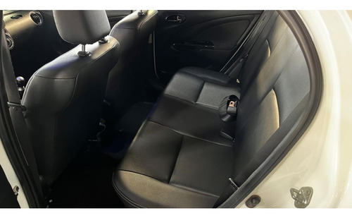 Toyota Etios Cross 1.5 16V FLEX 4P MANUAL