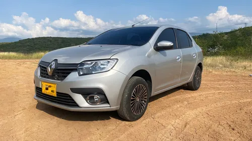 Renault Logan 1.6 Privilege / Intens