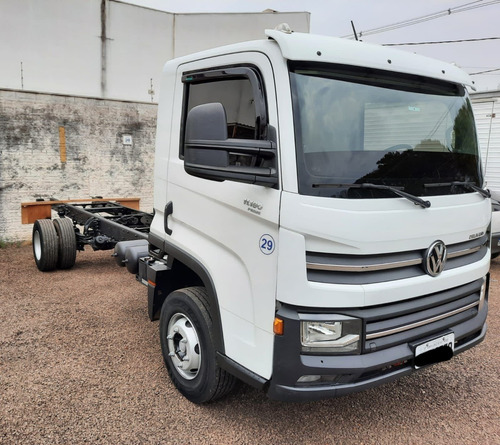 Imagem 1 de 7 de Caminhão Vw Delivery Prime 11.180 2020 - Usado