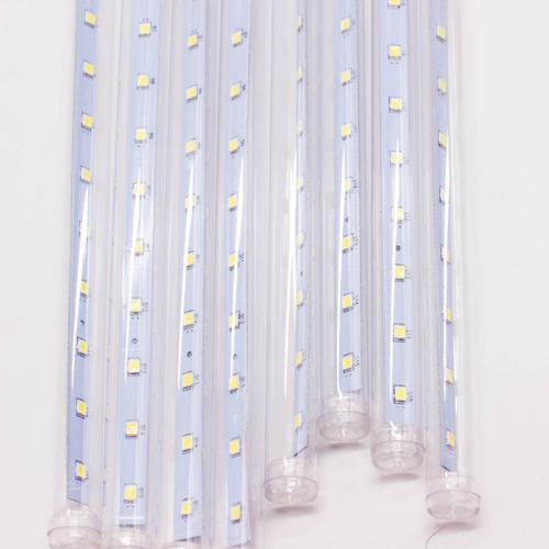 Imagen 3 de 6 de Serie Navideña Led 8 Tubos Lluvia Meteoro 30cm 240 Luces Led
