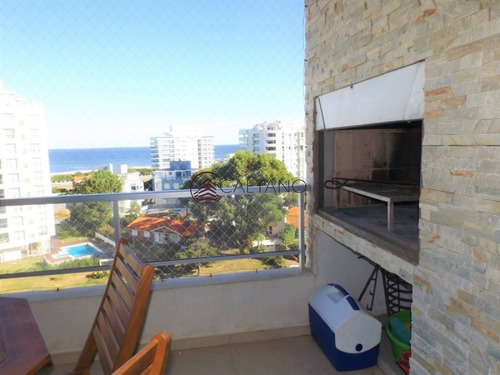 Apartamento De Dos Dormitorios Con Vista!- Ref: 2239