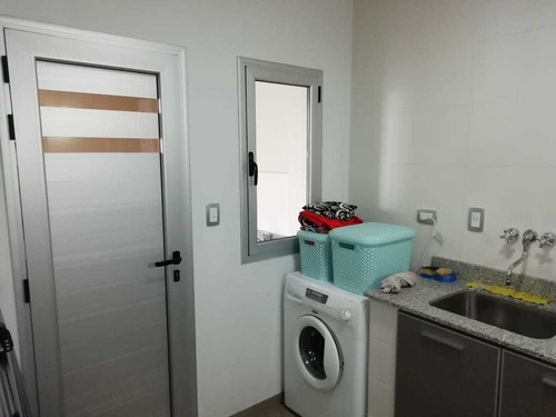 Juniors-reciclada-exc.ubic- 240 M2 Terreno-interna