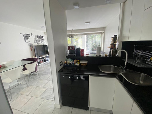 Departamento En Venta - 3 Dormitorios 2 Baños - Cochera - 100mts2 - Mar Del Plata