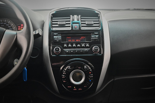 Nissan March 1.6